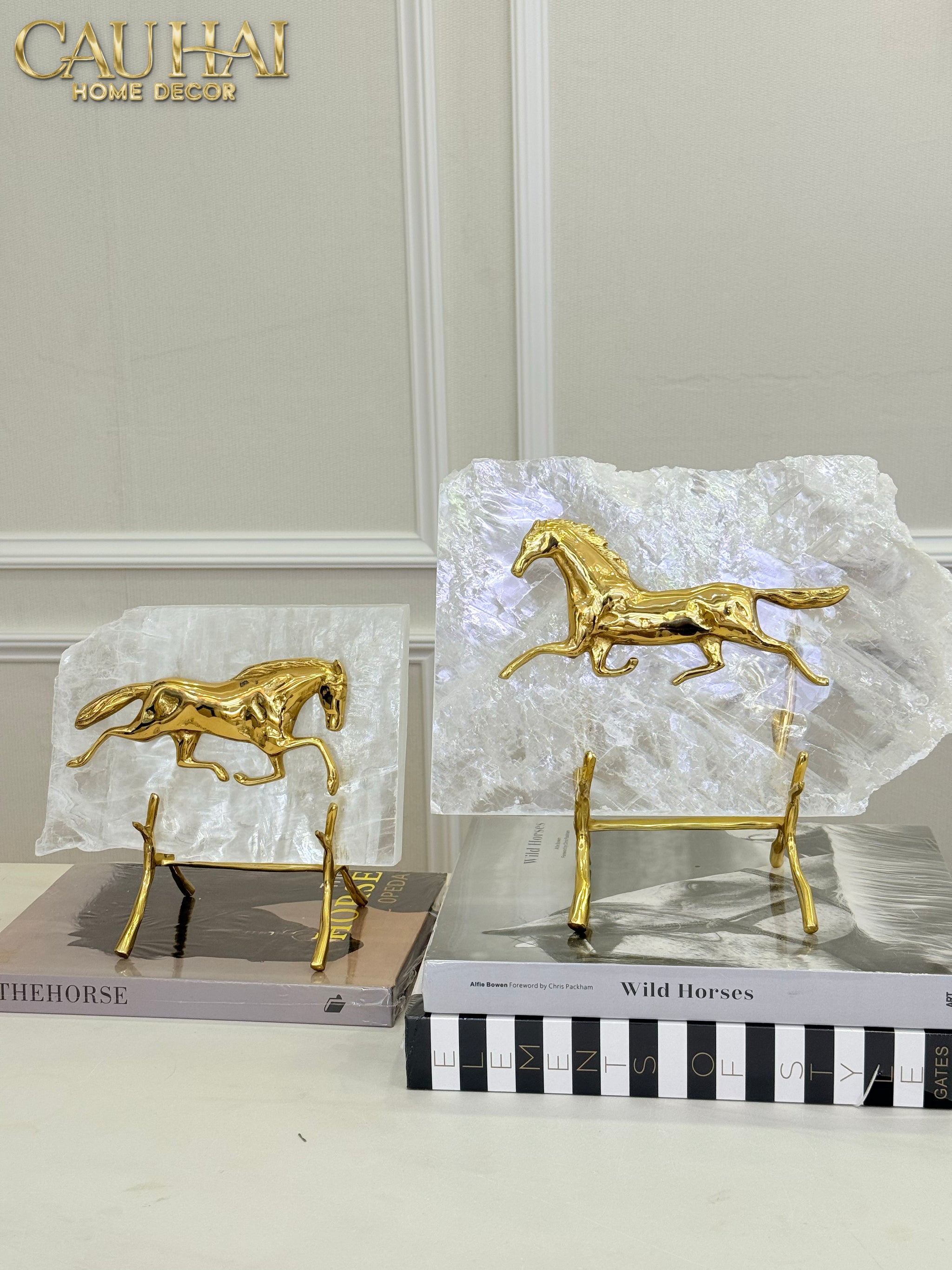 Maison Couture -  Set 2 Tượng Ngựa Đồng Đá Thạch Anh Équestre  Gilded Hidden Stallion Grande Quartz