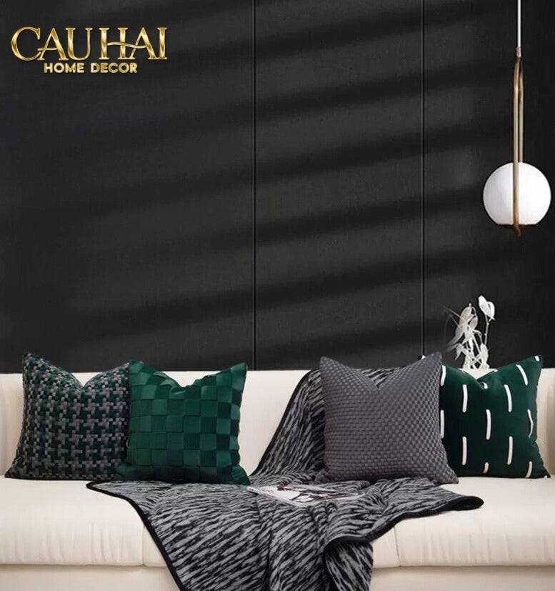 FÊTES COUTURE - VỎ GỐI NHUNG WOVEN MISTLETOE 45-CẬU HAI HOME DECOR