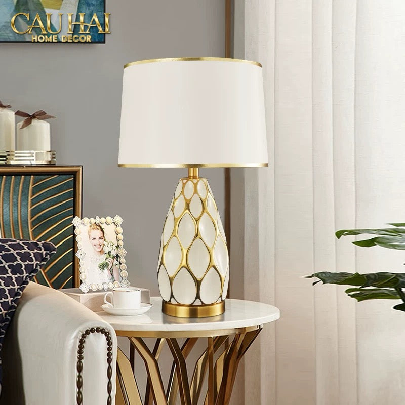 ĐÈN BÀN MARTHA - MARTHA PORCELAIN SIDE TABLE LAMP - CẬU HAI HOME DECOR