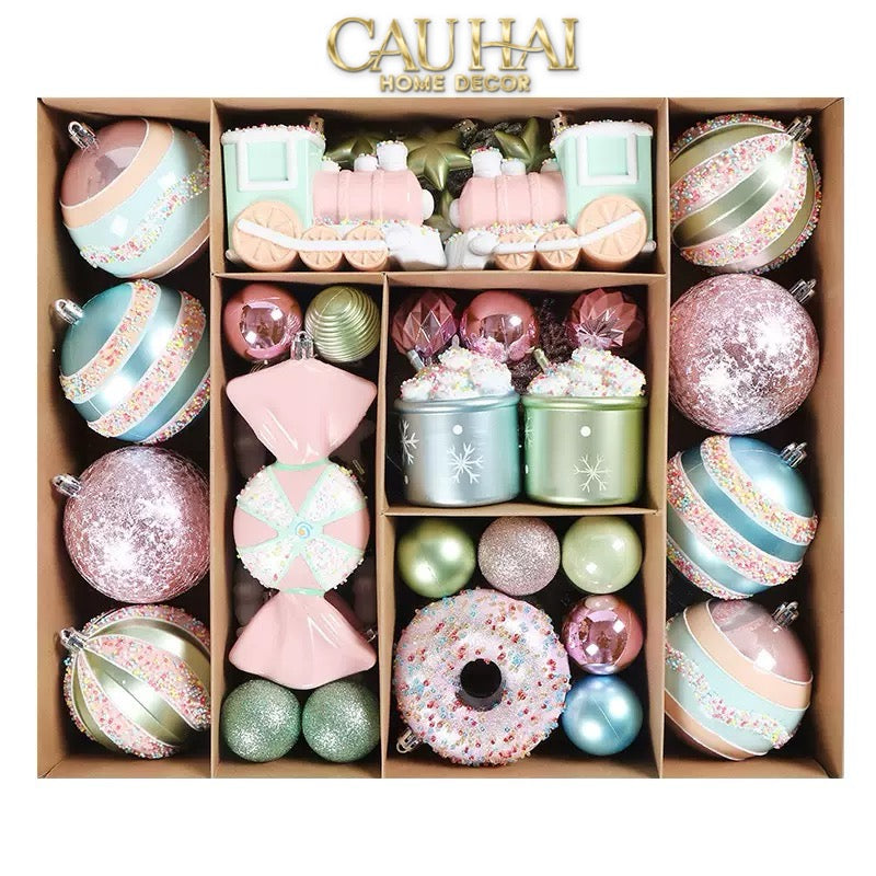 FÊTES COUTURE - SET CHÂU TRANG TRÍ GIÁNG SINH COTTON CANDY PLUSH PINK 70PCS - CẬU HAI HOME DECOR