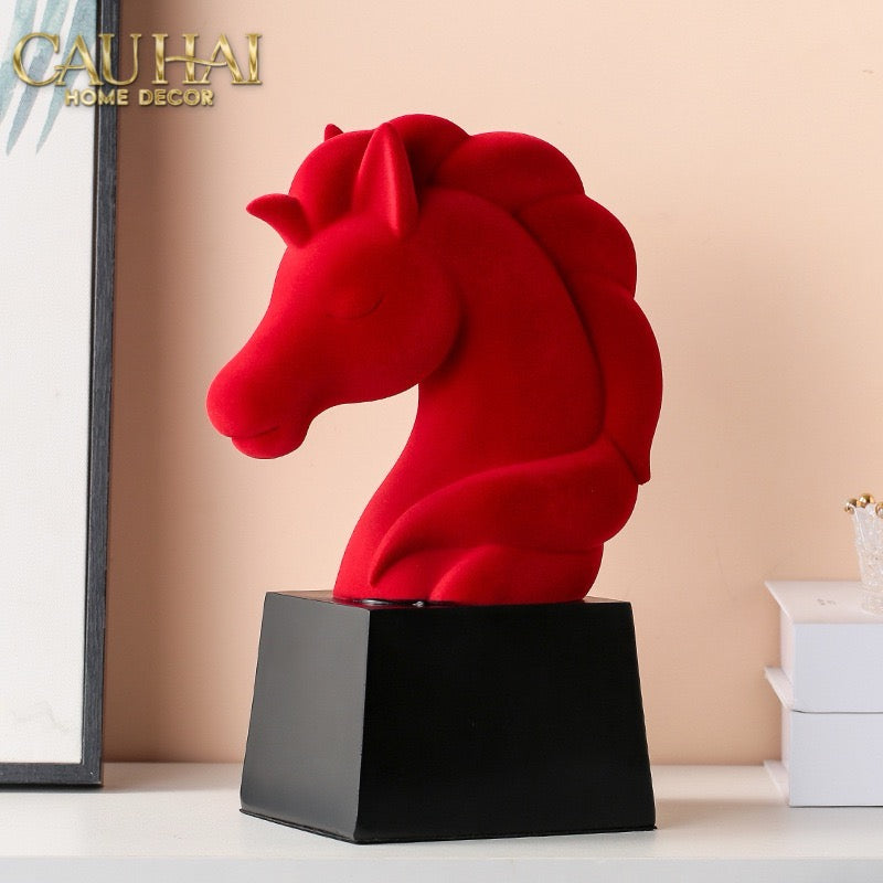 FÊTES VELOUR COUTURE - TƯỢNG NGỰA TÊTE DE CHEVAL ROUGE VELOUR ARMOUR - CẬU HAI HOME DECOR