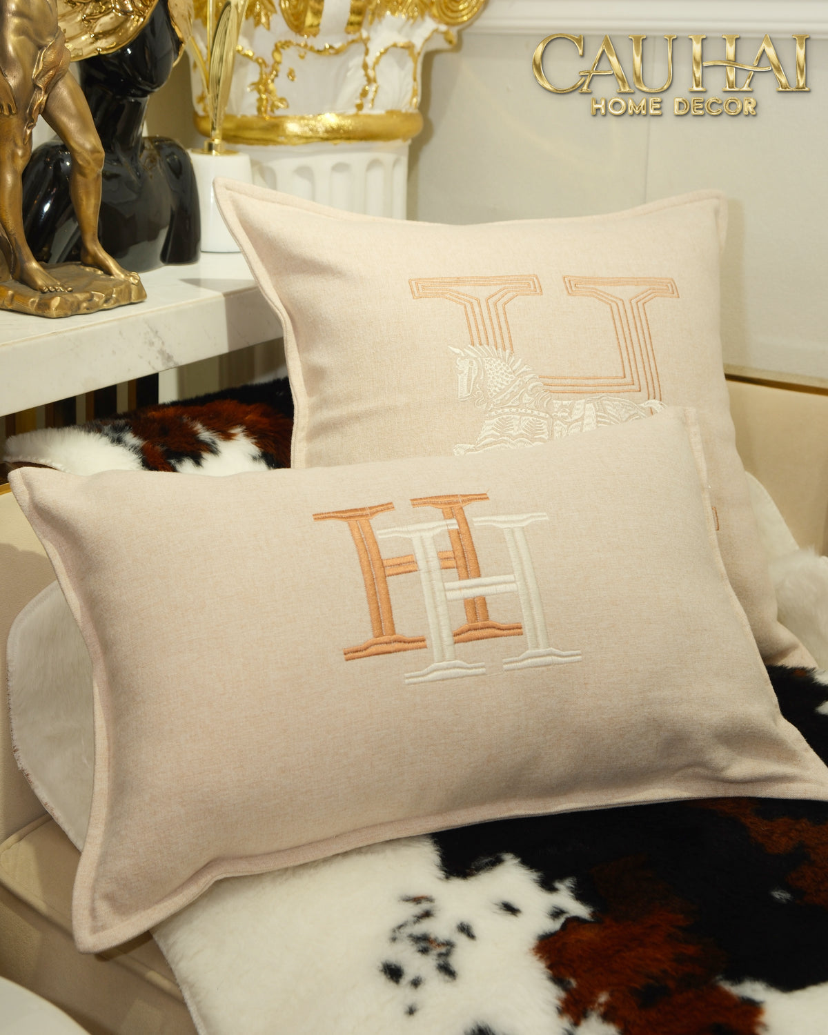 Vỏ Gối Linen Thêu Cheval Équestre Ivory 30x50-VỎ GỐI SOFA-CẬU HAI HOME DECOR-CẬU HAI HOME DECOR