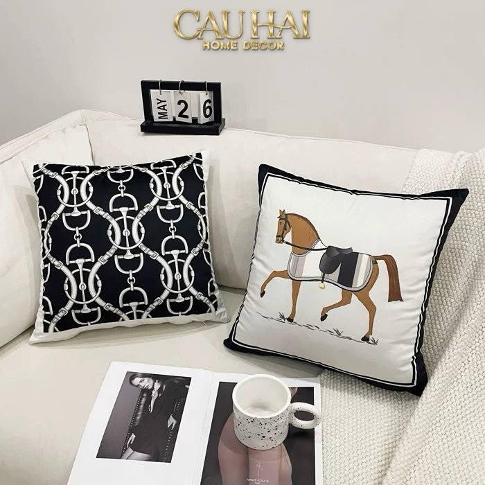 VỎ GỐI NHUNG CHAINE D'ANCRE - NOIR MOTIF 45 - CẬU HAI HOME DECOR