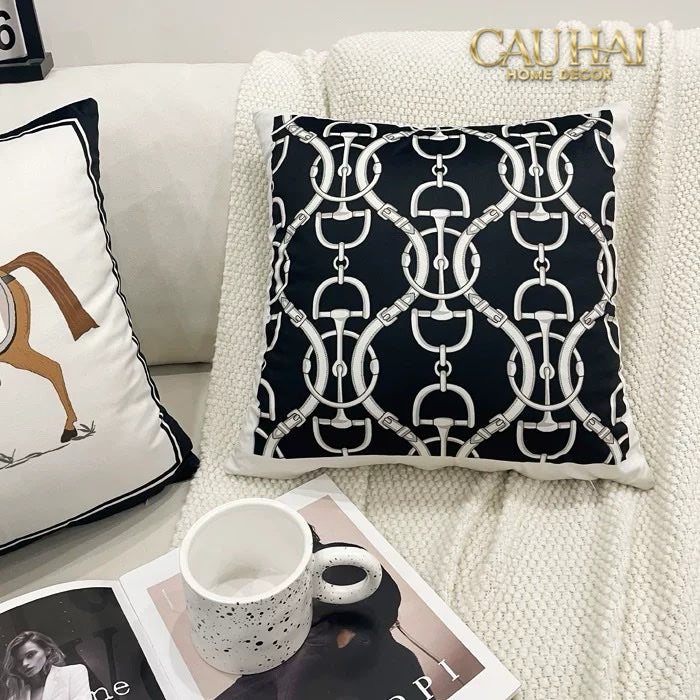 VỎ GỐI NHUNG CHAINE D'ANCRE - NOIR MOTIF 45 - CẬU HAI HOME DECOR