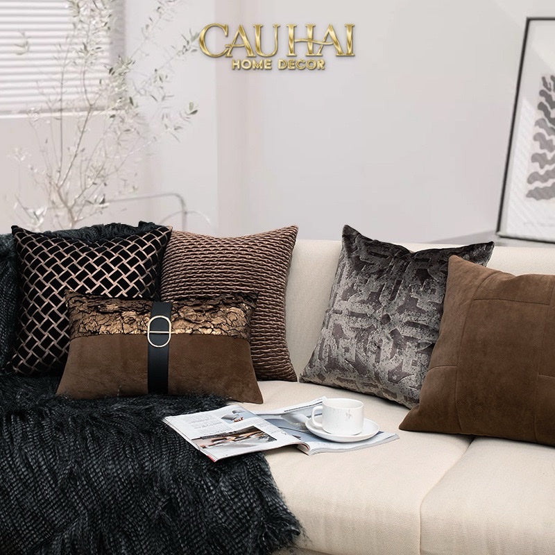 VỎ GỐI DA ATÉLIER LUX FUR ENIGMA LATTICE 45 - CẬU HAI HOME DECOR