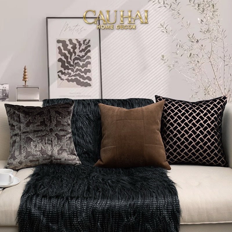 VỎ GỐI DA ATÉLIER LUX FUR ENIGMA LATTICE 45 - CẬU HAI HOME DECOR