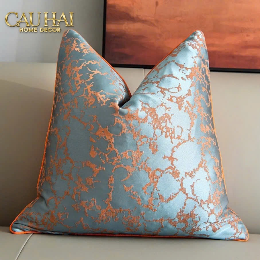 VỎ GỐI LỤA JACQUARD EQUESTRIAN FLAME 50 - CẬU HAI HOME DECOR