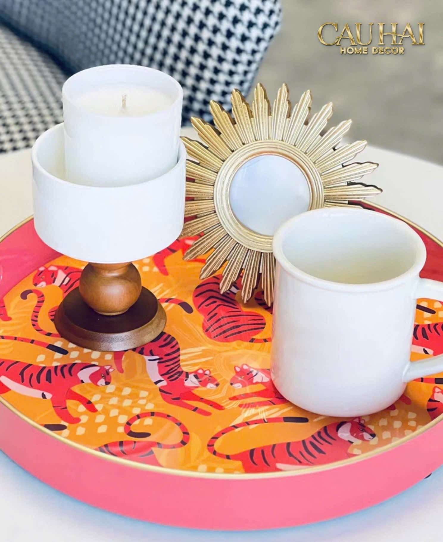 KHAY TRÒN ACRYLIC RÉCURRENCE
TIGRE D’ORIENT - CẬU HAI HOME DECOR