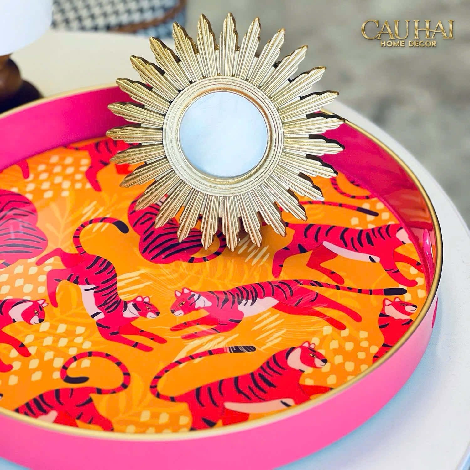 KHAY TRÒN ACRYLIC RÉCURRENCE
TIGRE D’ORIENT - CẬU HAI HOME DECOR