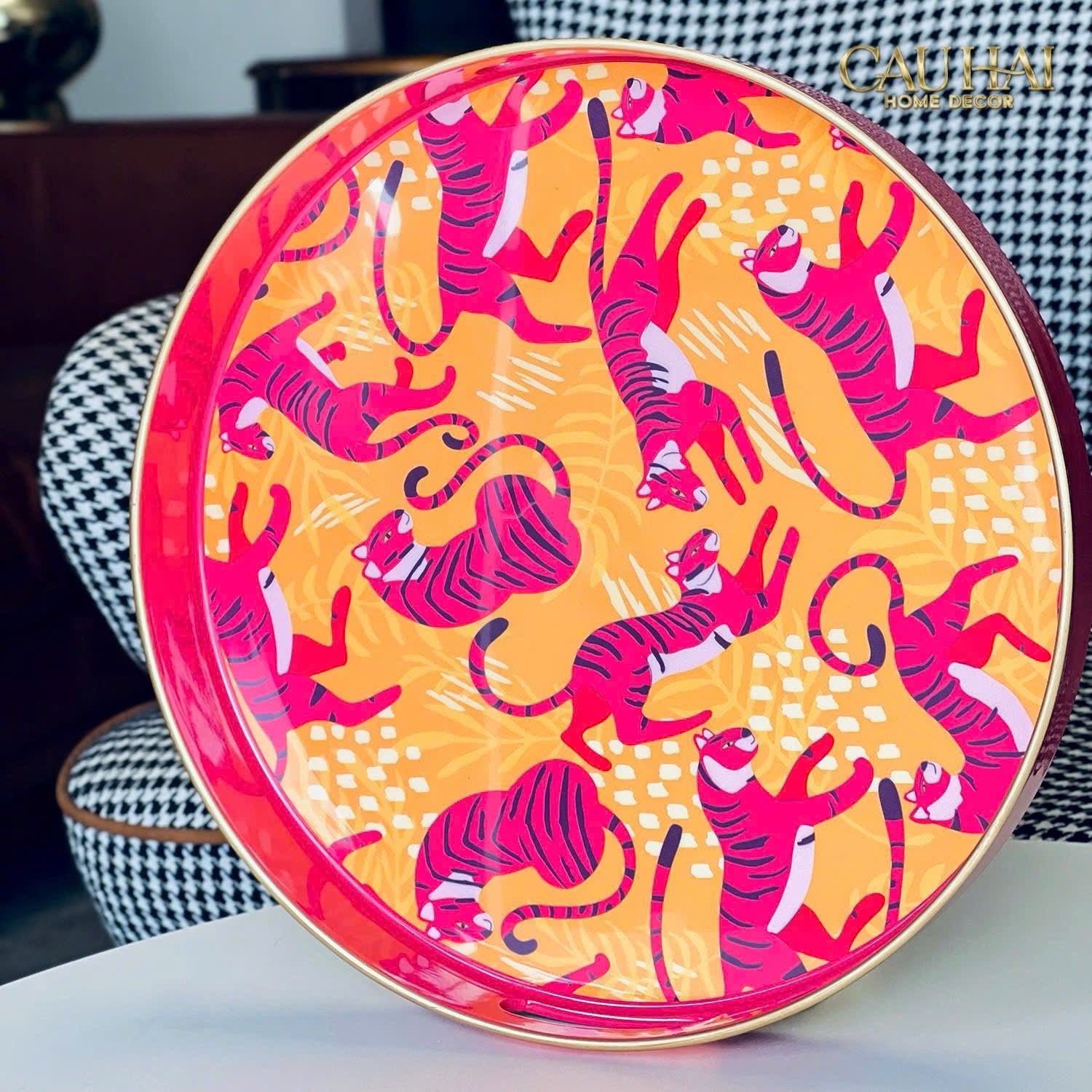 KHAY TRÒN ACRYLIC RÉCURRENCE
TIGRE D’ORIENT - CẬU HAI HOME DECOR