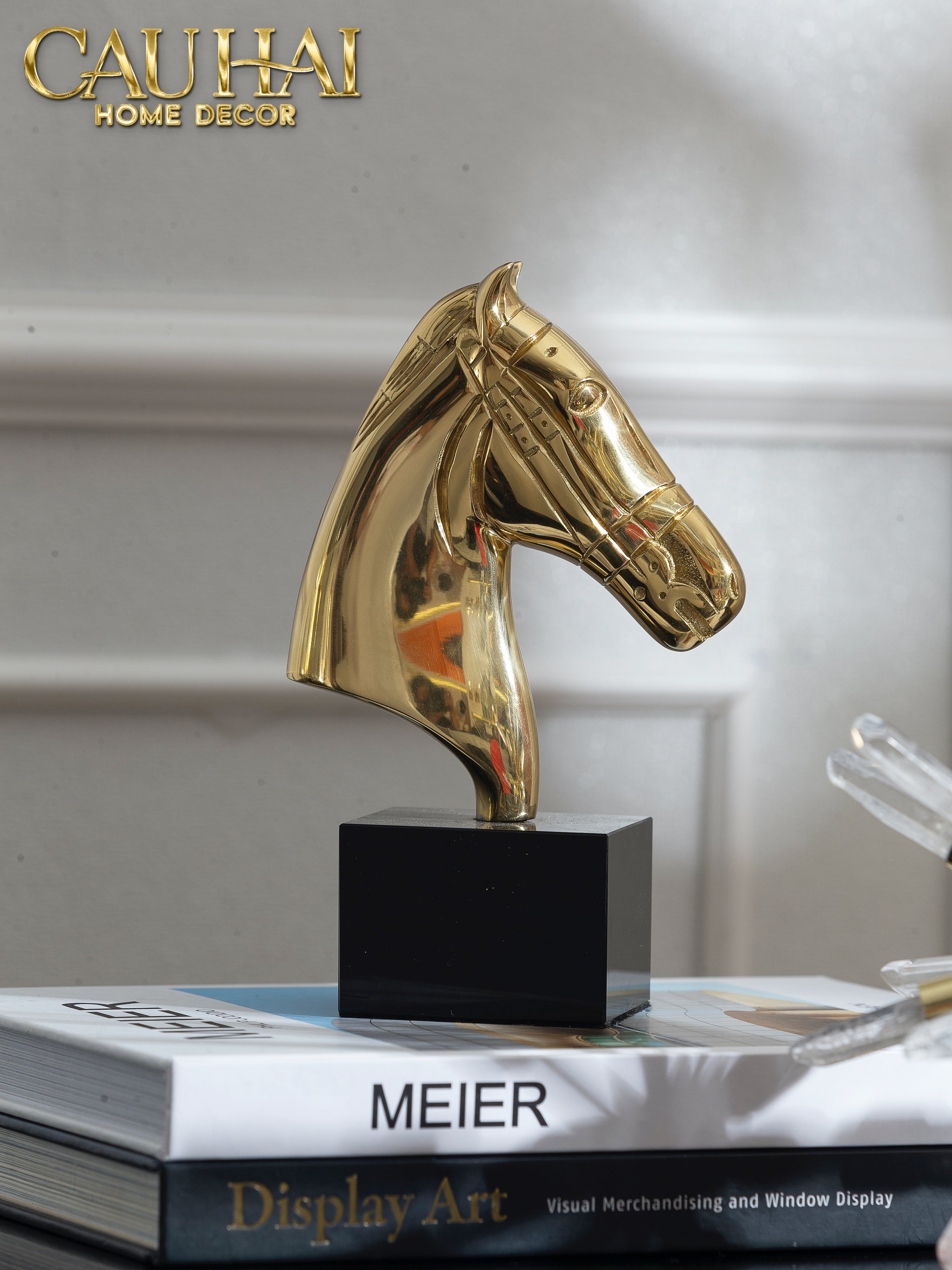 HOME COUTURE - TƯỢNG NGỰA GILDED TROY FW25-CẬU HAI HOME DECOR