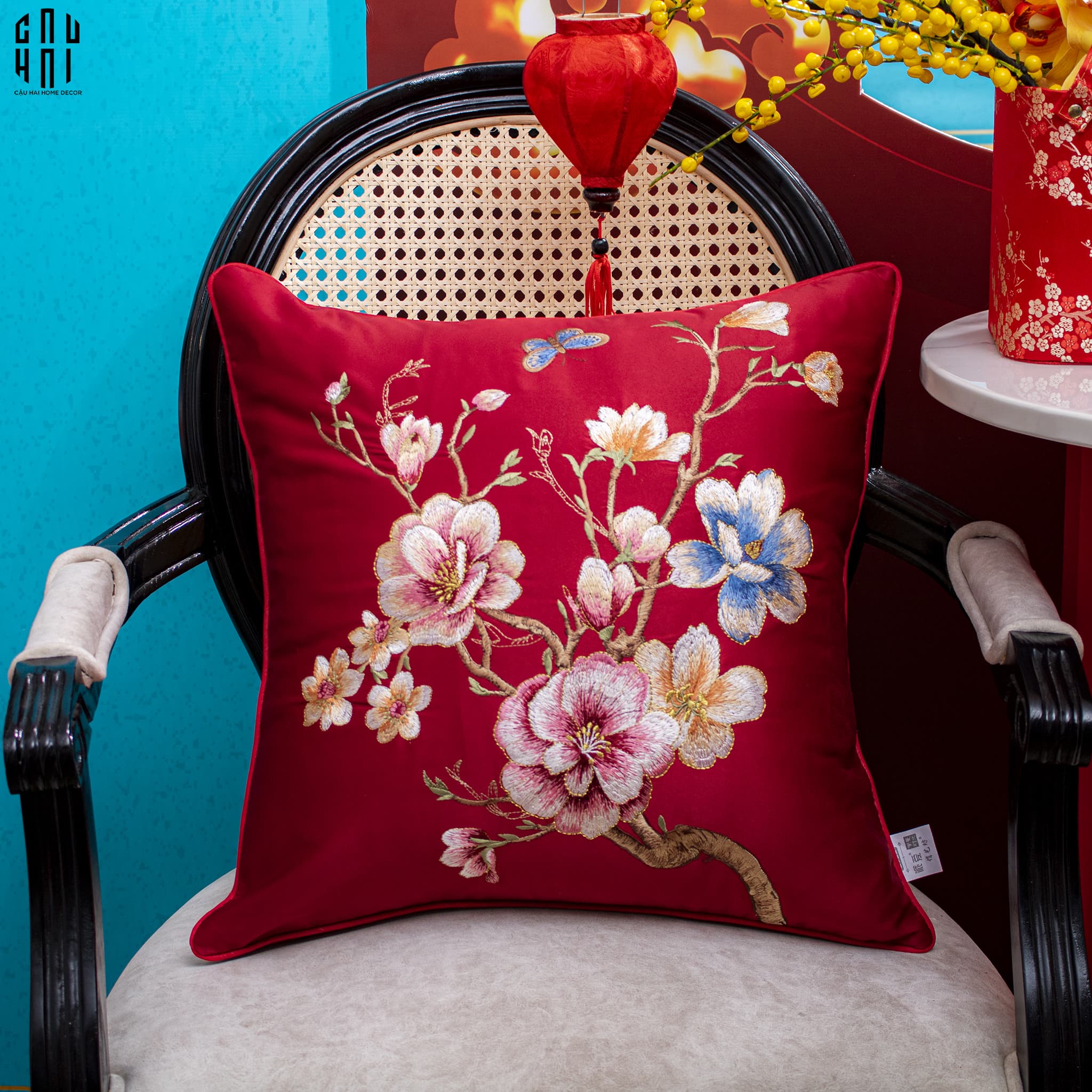 Tết Couture - Vỏ Gối Sofa Hoạ Tiết Thêu Hạnh Hoa 45X45Cm - CẬU HAI HOME DECOR