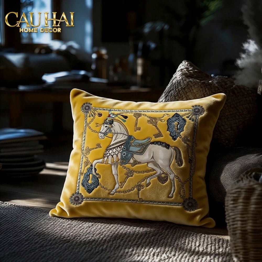 Maison Couture - Vỏ Gối Nhung Cheval d’Or de Dorées 45 - CẬU HAI HOME DECOR