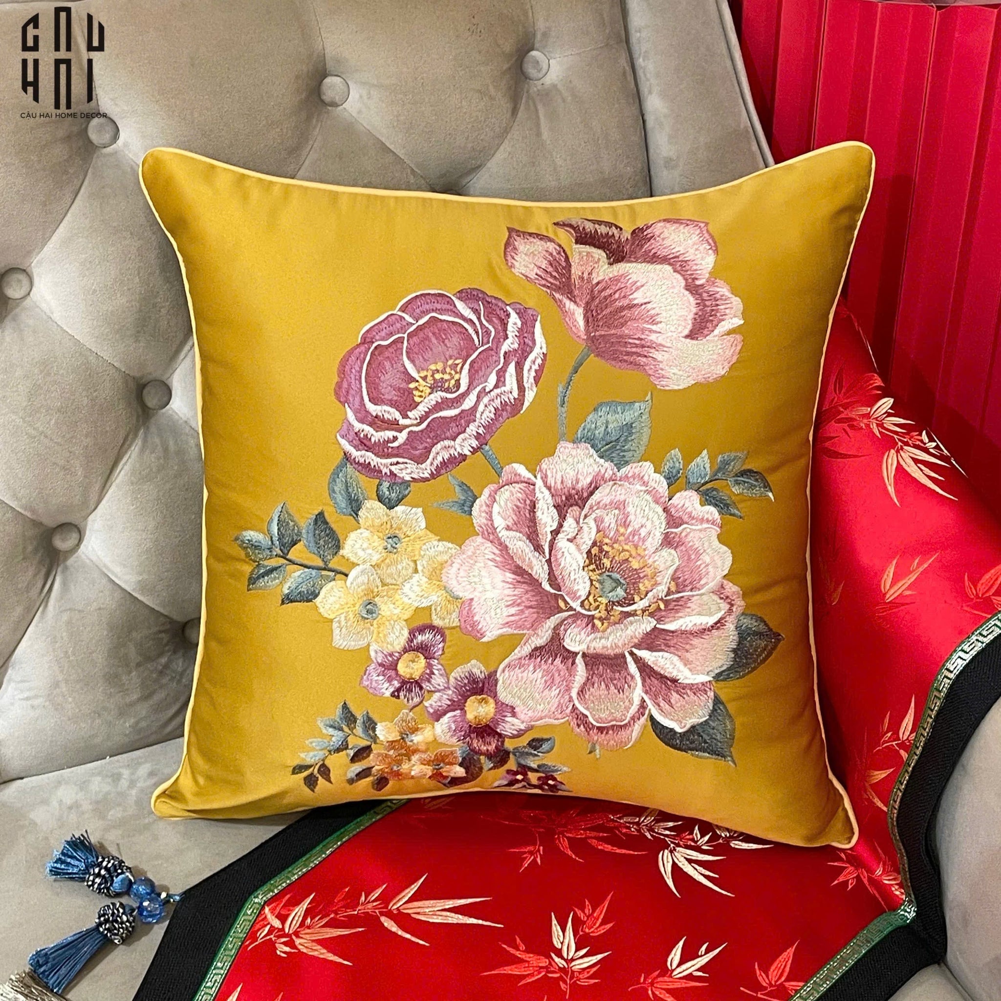 Tết Couture - Vỏ Gối Lụa Thêu Kim / Hỷ Mẫu Đơn 45 - CẬU HAI HOME DECOR