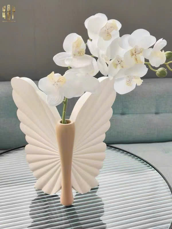 BÌNH HOA BUTTERFLY WINGS - BEIGE - ANGEL IN BLOOM SS25 - CẬU HAI HOME DECOR