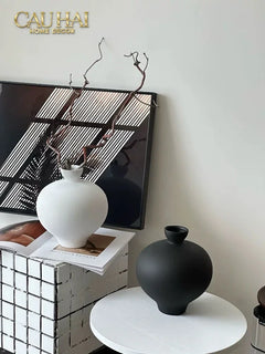Bình Hoa Gốm Tròn Đen Noire Pearl Pottery Vase 23.5x17-CẬU HAI HOME DECOR