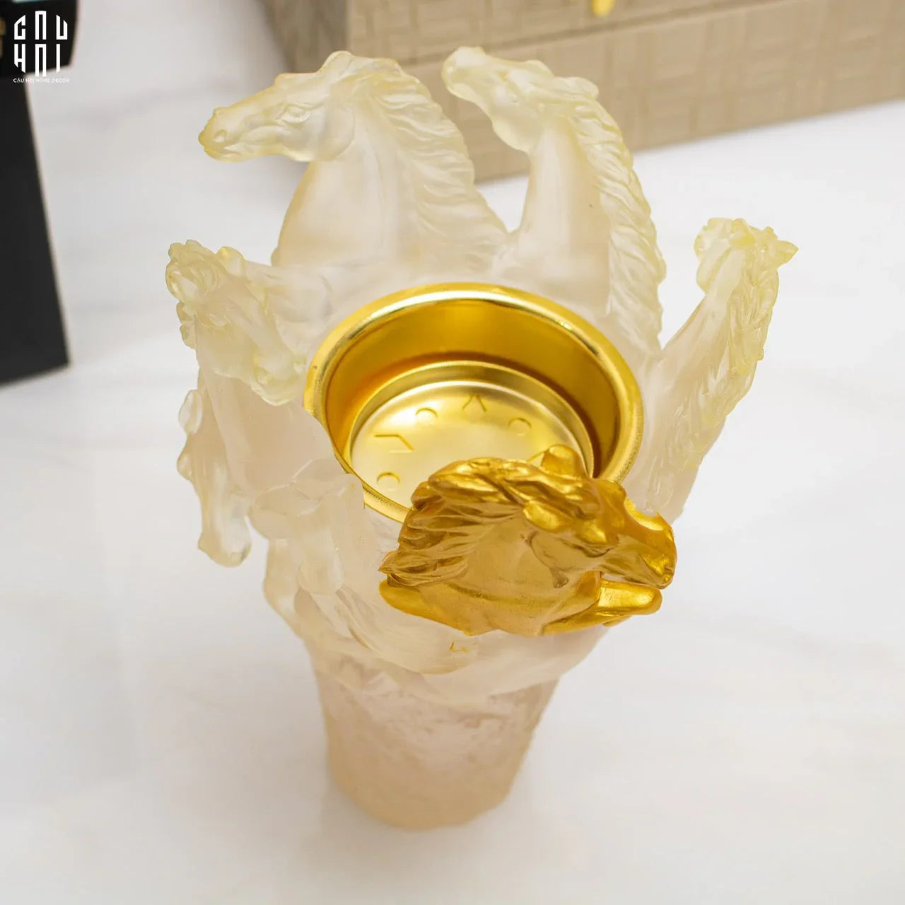 BÌNH HOA LƯU LY THE DIVINITY PEGASUS - CẬU HAI HOME DECOR