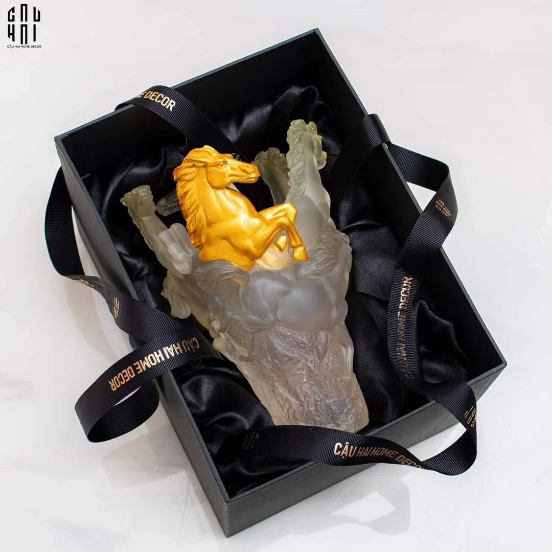 BÌNH HOA LƯU LY THE DIVINITY PEGASUS-CẬU HAI HOME DECOR