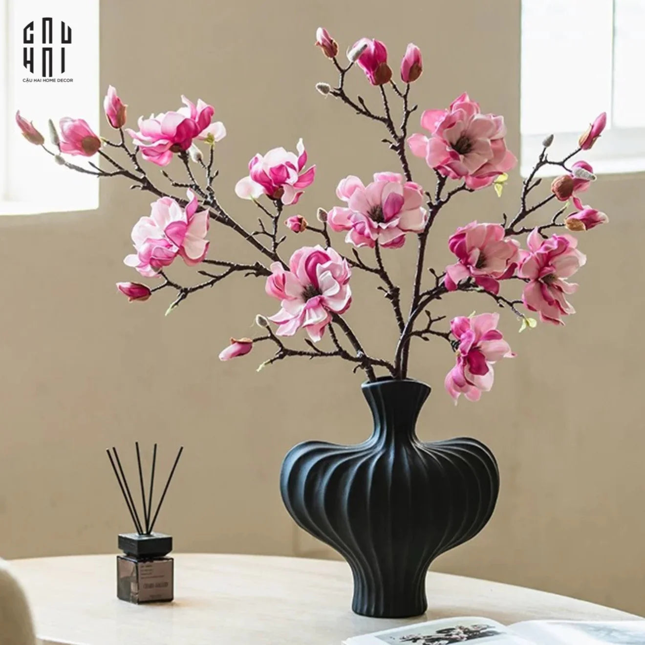 CÀNH HOA MỘC LAN MAGNOLIA GRANDIFLORA - CẬU HAI HOME DECOR
