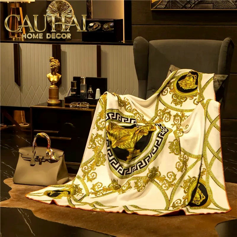 Chăn Blanket Velvet Baroque Medusa Ivory 150x150-Chăn Blanket-Cậu Hai Home Decor-CẬU HAI HOME DECOR