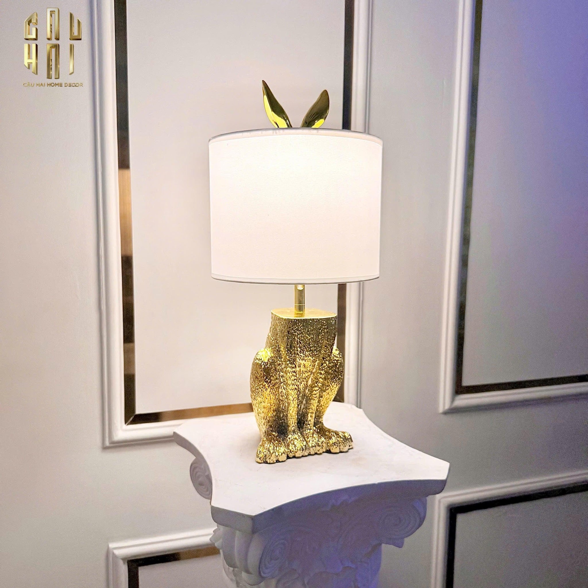 ĐÈN NGỦ ĐỂ BÀN GILDED RABBIT - CẬU HAI HOME DECOR
