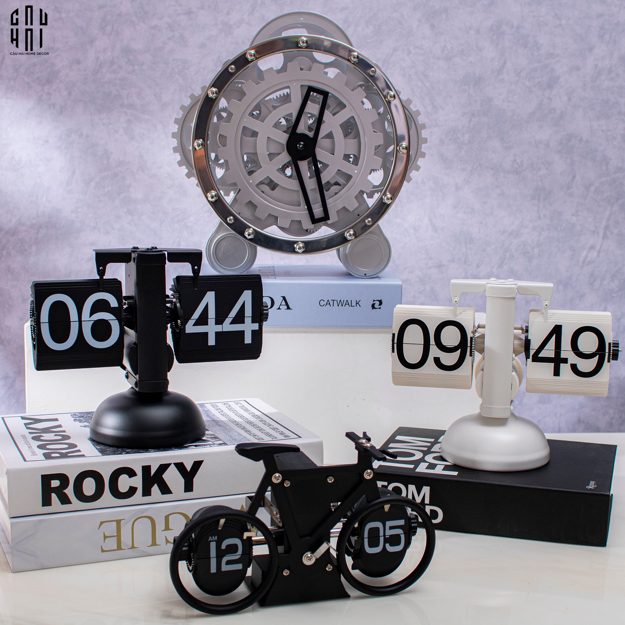 Elysian - Đồng Hồ Cơ Hologram Mécanique Argent Table Clock-CẬU HAI HOME DECOR