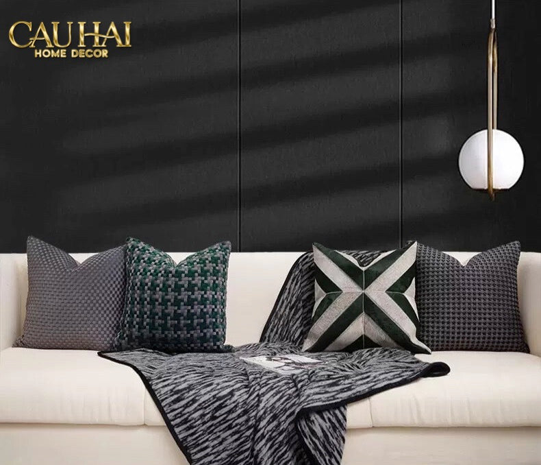 FÊTES COUTURE - VỎ GỐI NHUNG WOVEN MISTLETOE 45-CẬU HAI HOME DECOR