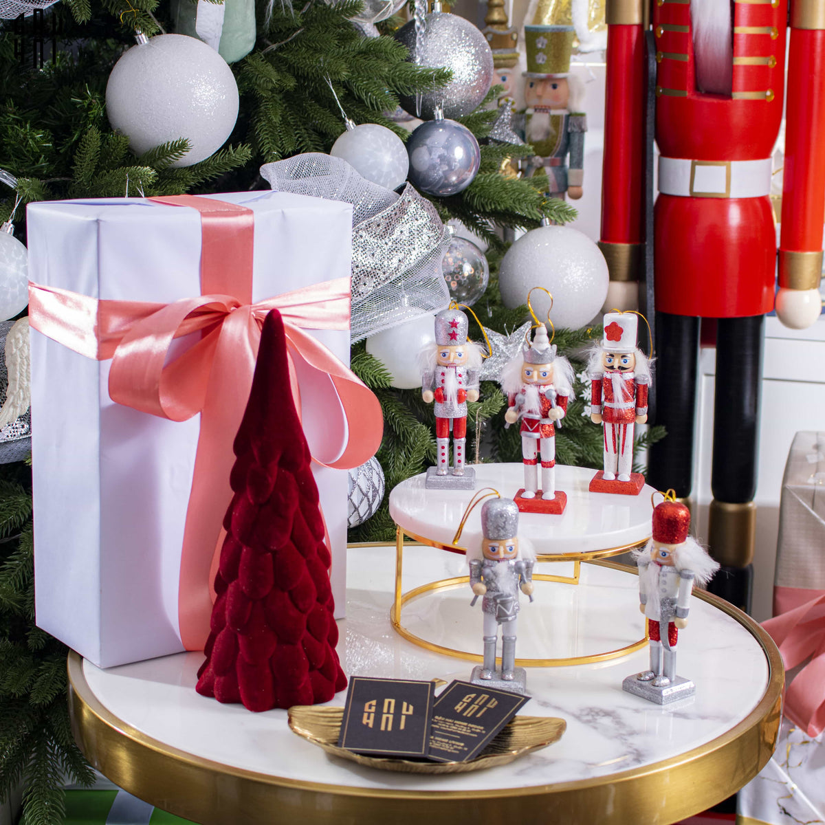 Fêtes Couture - Tượng Mini Nutcracker 5Pcs - Red-TƯỢNG TRANG TRÍ-Đối tác tại Trung Quốc theo từng đơn đặt hàng-CẬU HAI HOME DECOR