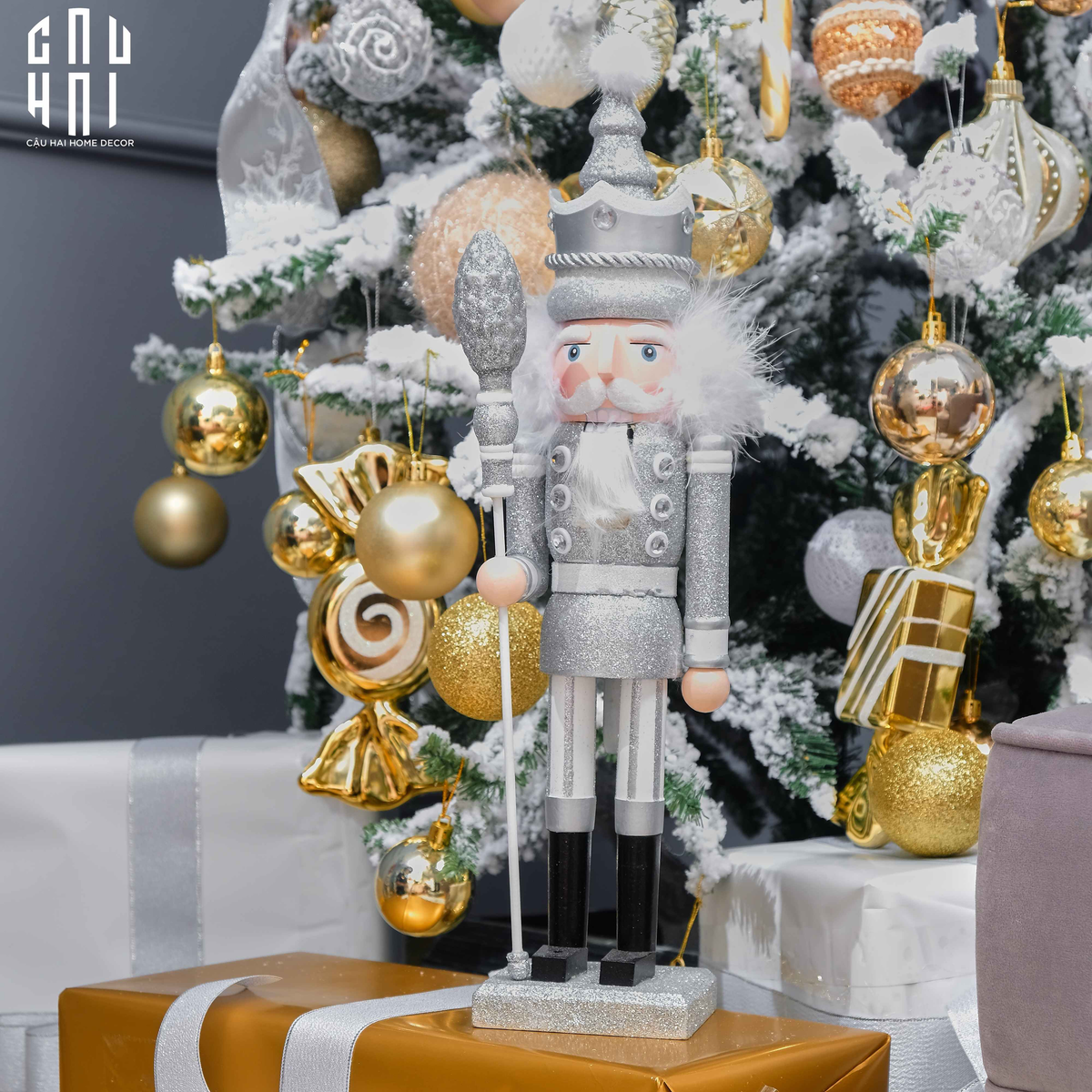 Fêtes Couture - Tượng Muskerteer Nutcracker Premium 42-TƯỢNG TRANG TRÍ-Đối tác tại Trung Quốc theo từng đơn đặt hàng-CẬU HAI HOME DECOR