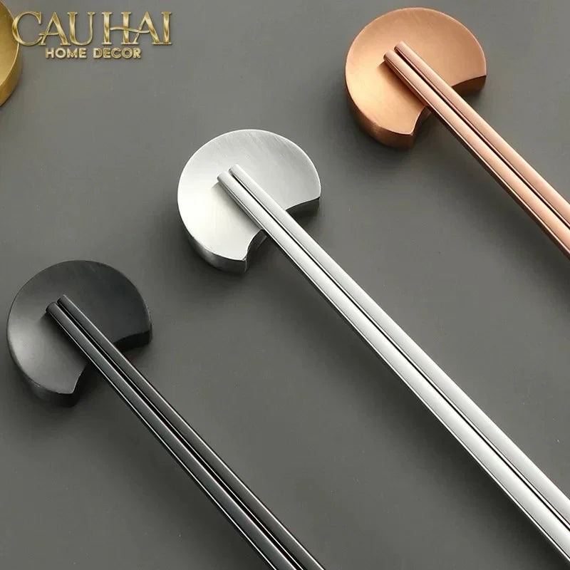 Gác Đũa Bán Nguyệt Golden Silver Cresent Lunar Chopsticks Racks 3.5-Dinner Cutlery Set Dao Muỗng Nĩa-CẬU HAI HOME DECOR-CẬU HAI HOME DECOR