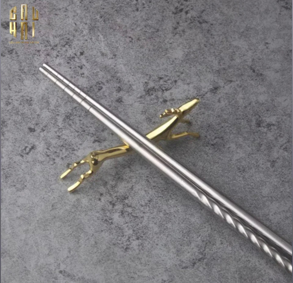 GÁC ĐŨA - CHOPSTICK REST ELK - CẬU HAI HOME DECOR