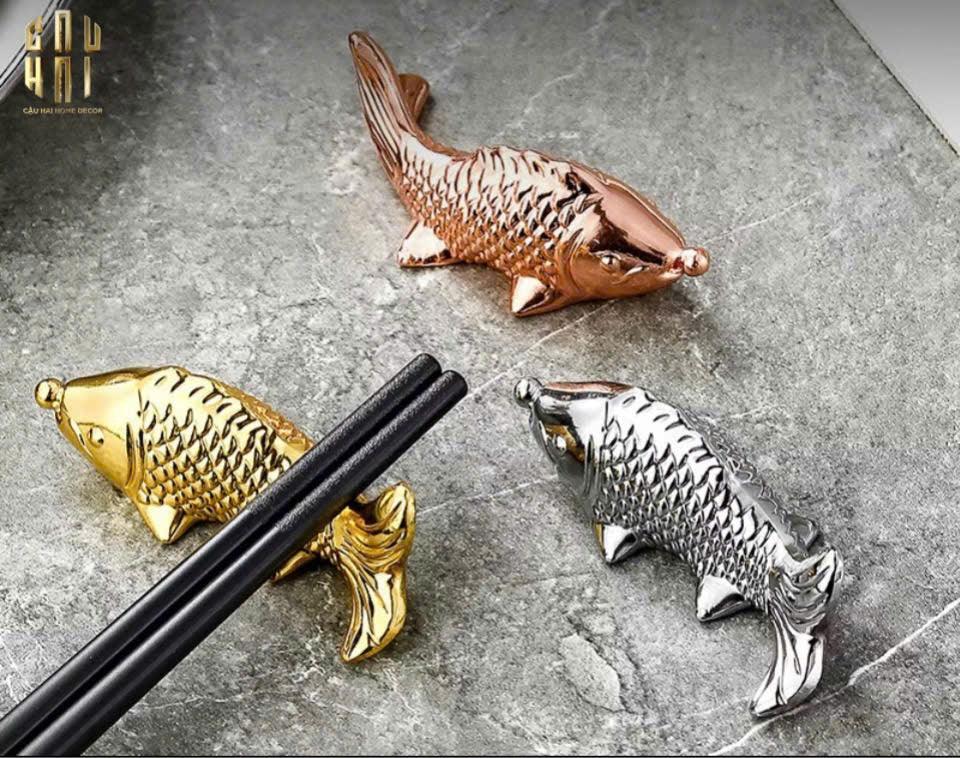 GÁC ĐŨA - STAINLESS STEEL CHOPSTICK REST GOLD FISH - CẬU HAI HOME DECOR