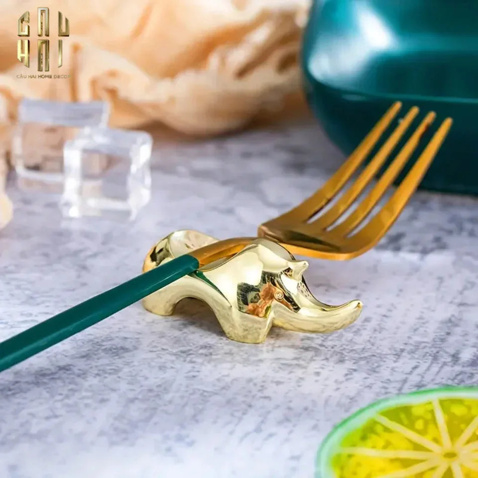 Gác Đũa - Chopstick Rest Rhino-Dinner Cutlery Set Dao Muỗng Nĩa-Đối tác tại Trung Quốc theo từng đơn đặt hàng-CẬU HAI HOME DECOR