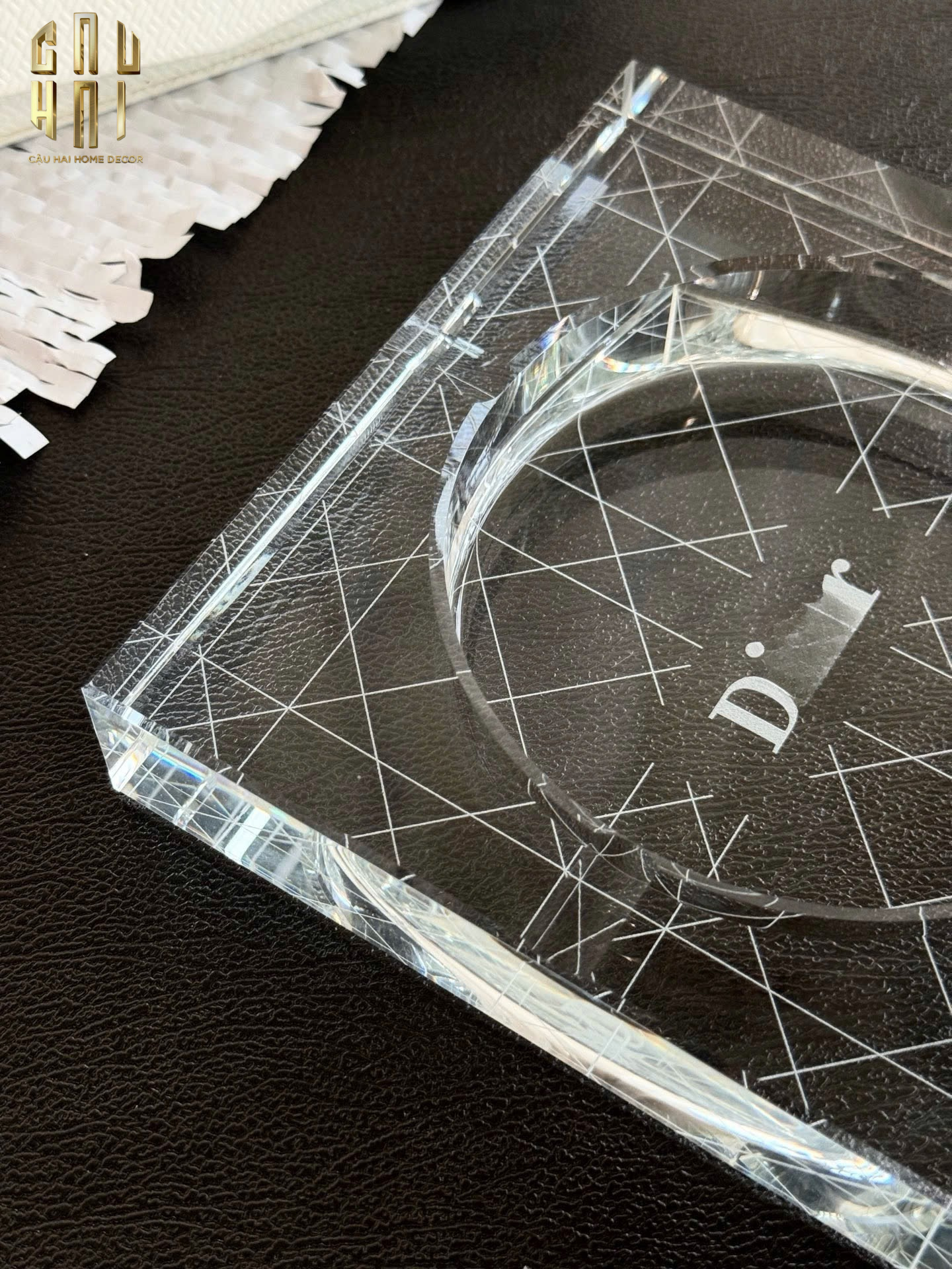 HOME COUTURE - GẠT TÀN CRYSTAL D.O ASHTRAY FULL BOX SIZE 15 - CẬU HAI HOME DECOR