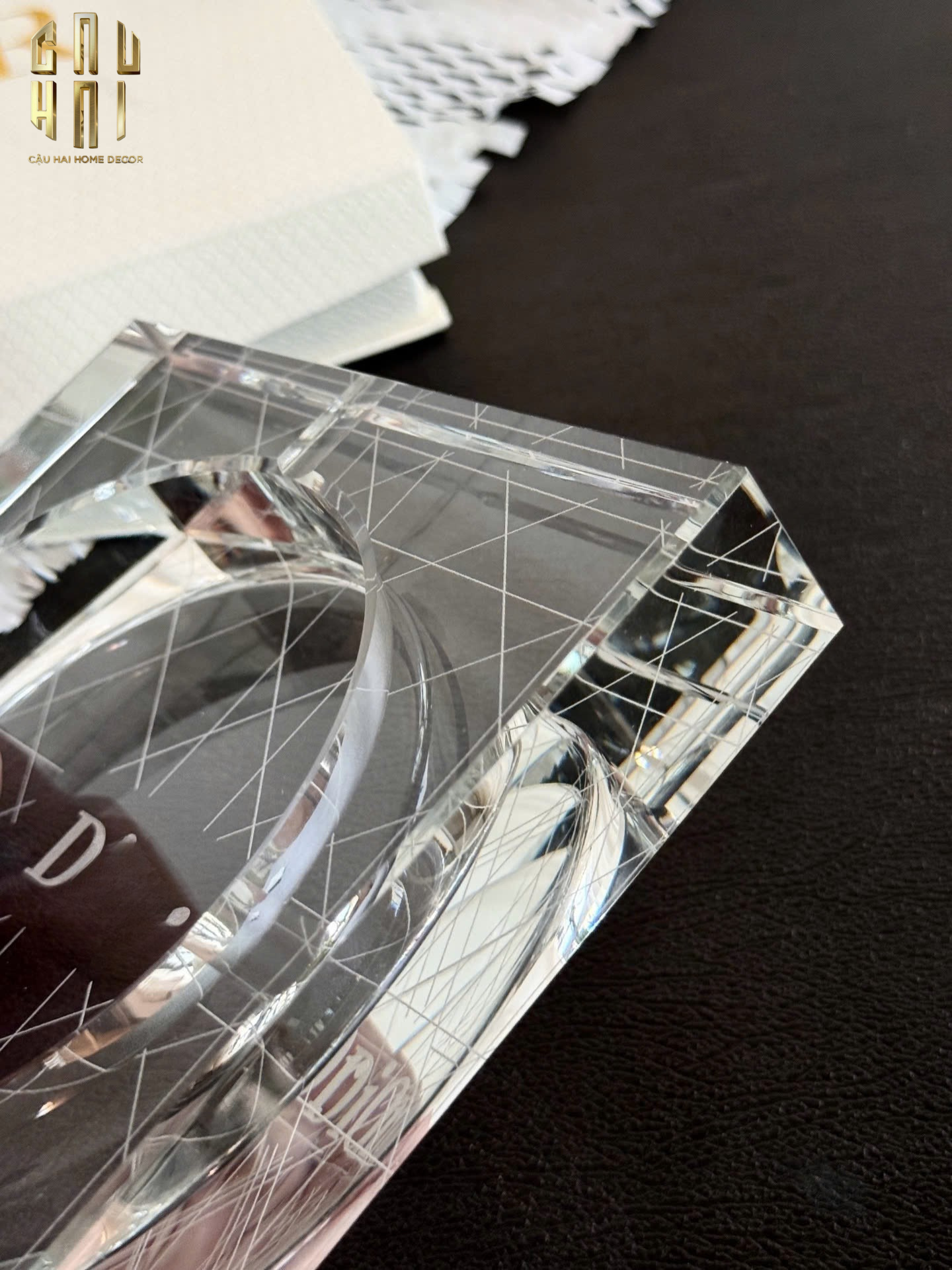 HOME COUTURE - GẠT TÀN CRYSTAL D.O ASHTRAY FULL BOX SIZE 15 - CẬU HAI HOME DECOR