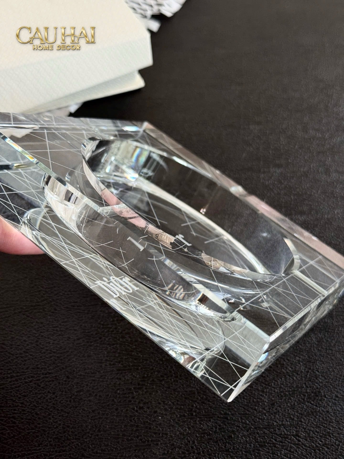 HOME COUTURE - GẠT TÀN CRYSTAL D.O ASHTRAY FULL BOX SIZE 15 - CẬU HAI HOME DECOR