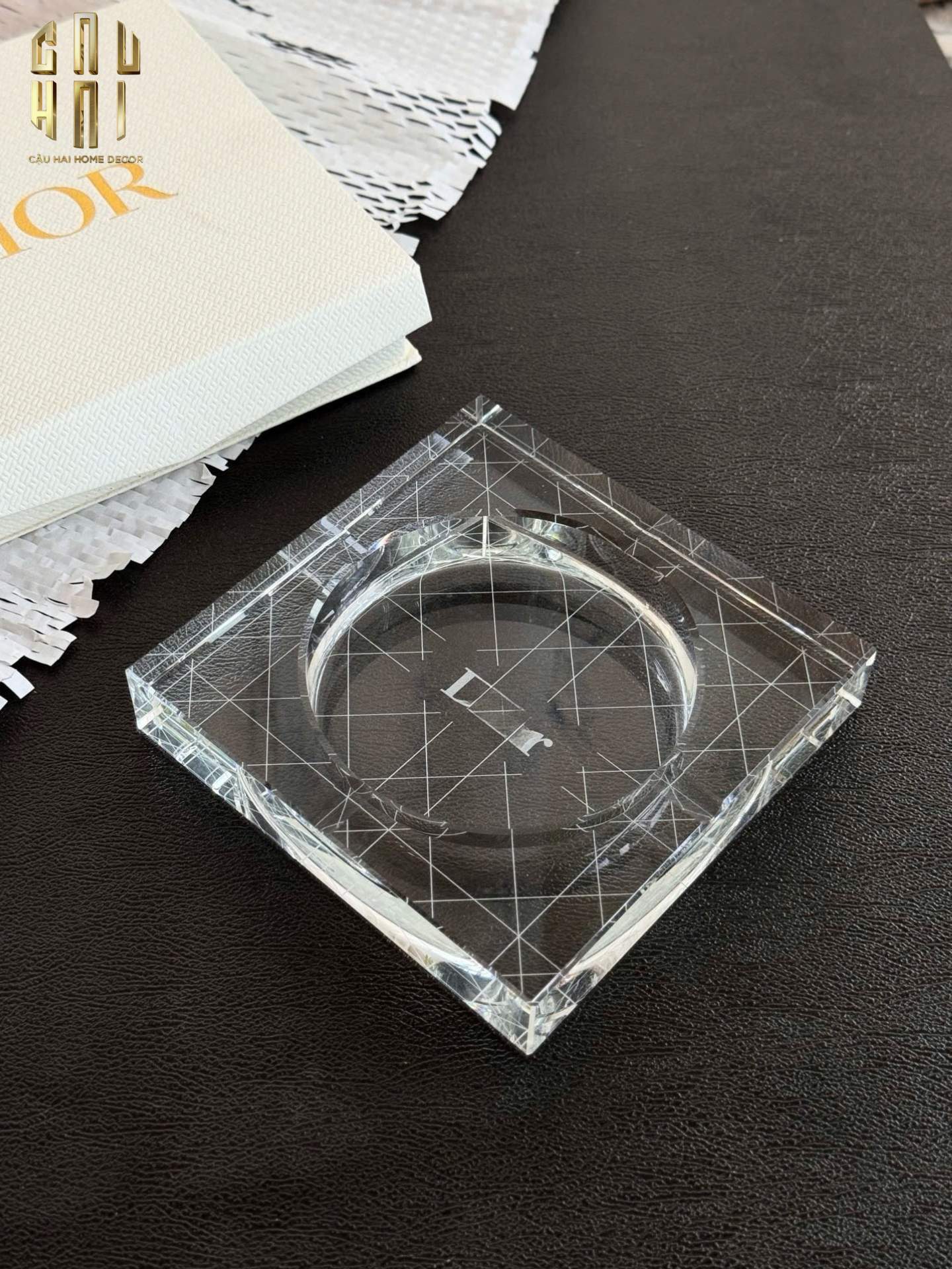 HOME COUTURE - GẠT TÀN CRYSTAL D.O ASHTRAY FULL BOX SIZE 15 - CẬU HAI HOME DECOR