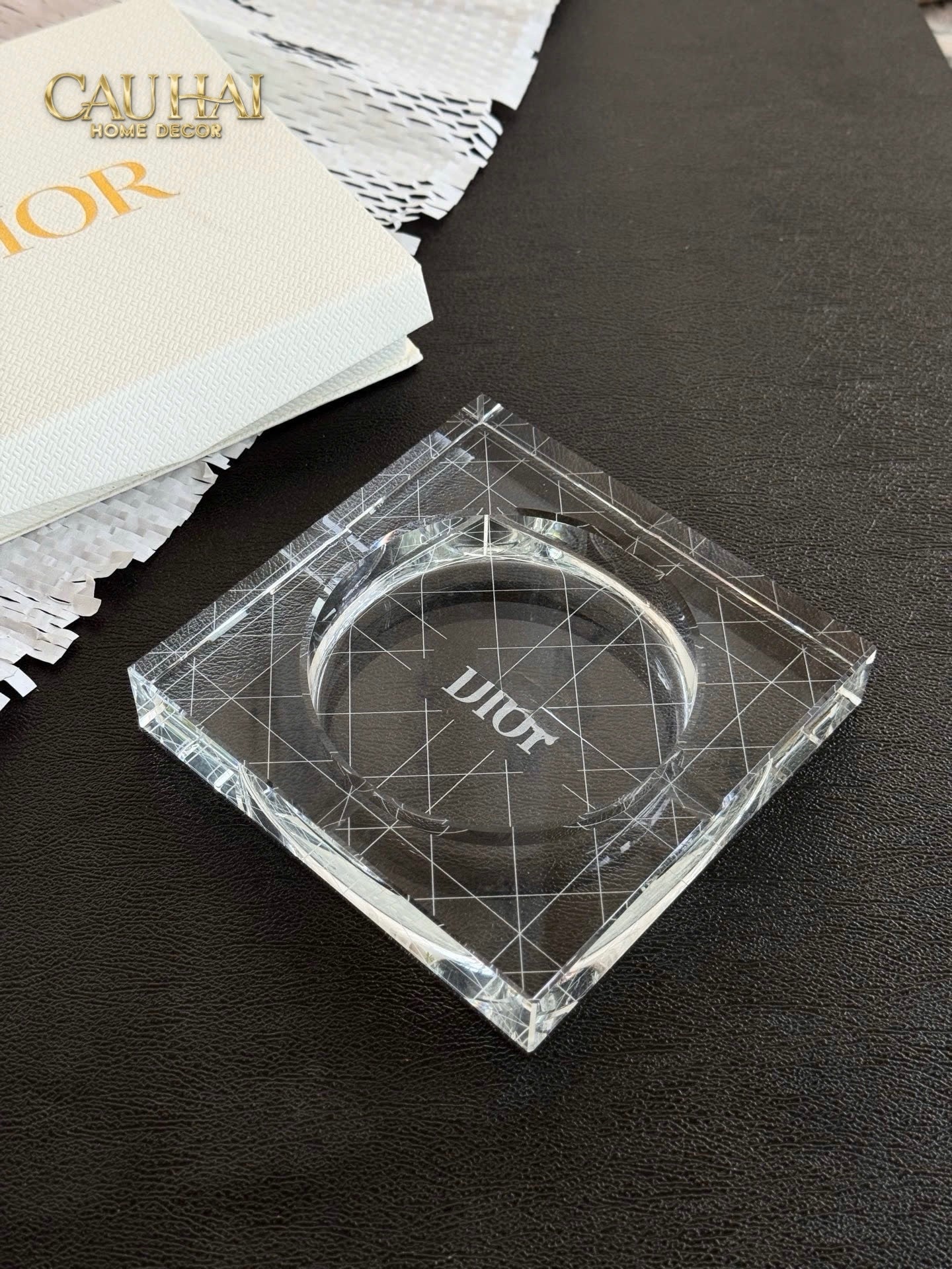 HOME COUTURE - GẠT TÀN CRYSTAL D.O ASHTRAY FULL BOX SIZE 15 - CẬU HAI HOME DECOR