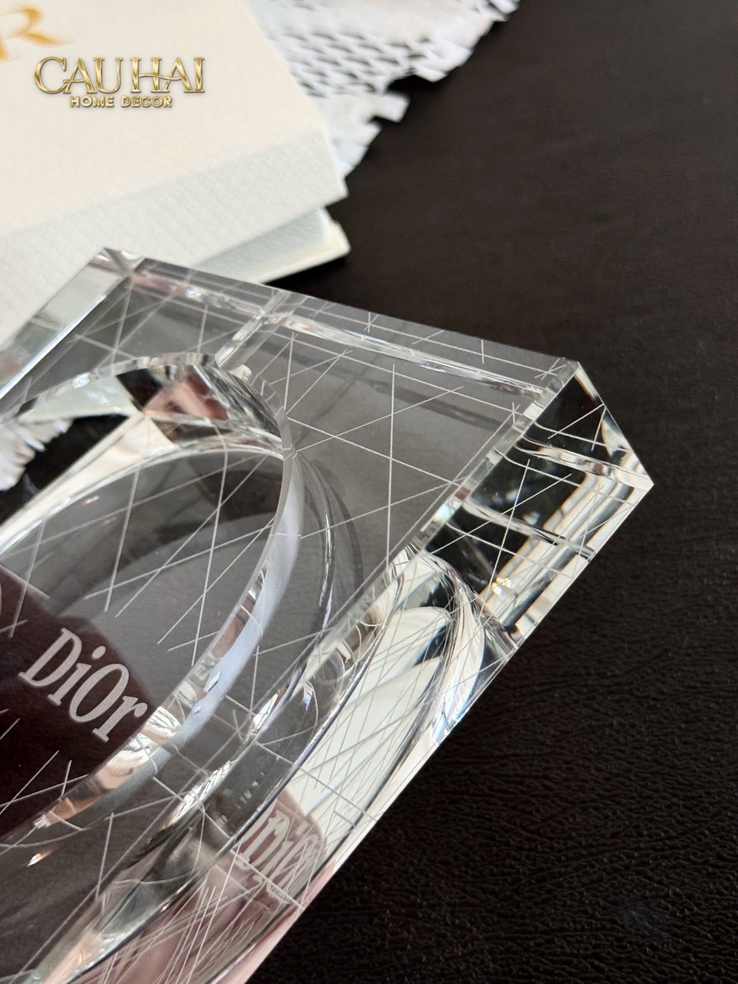 HOME COUTURE - GẠT TÀN CRYSTAL D.O ASHTRAY FULL BOX SIZE 15 - CẬU HAI HOME DECOR