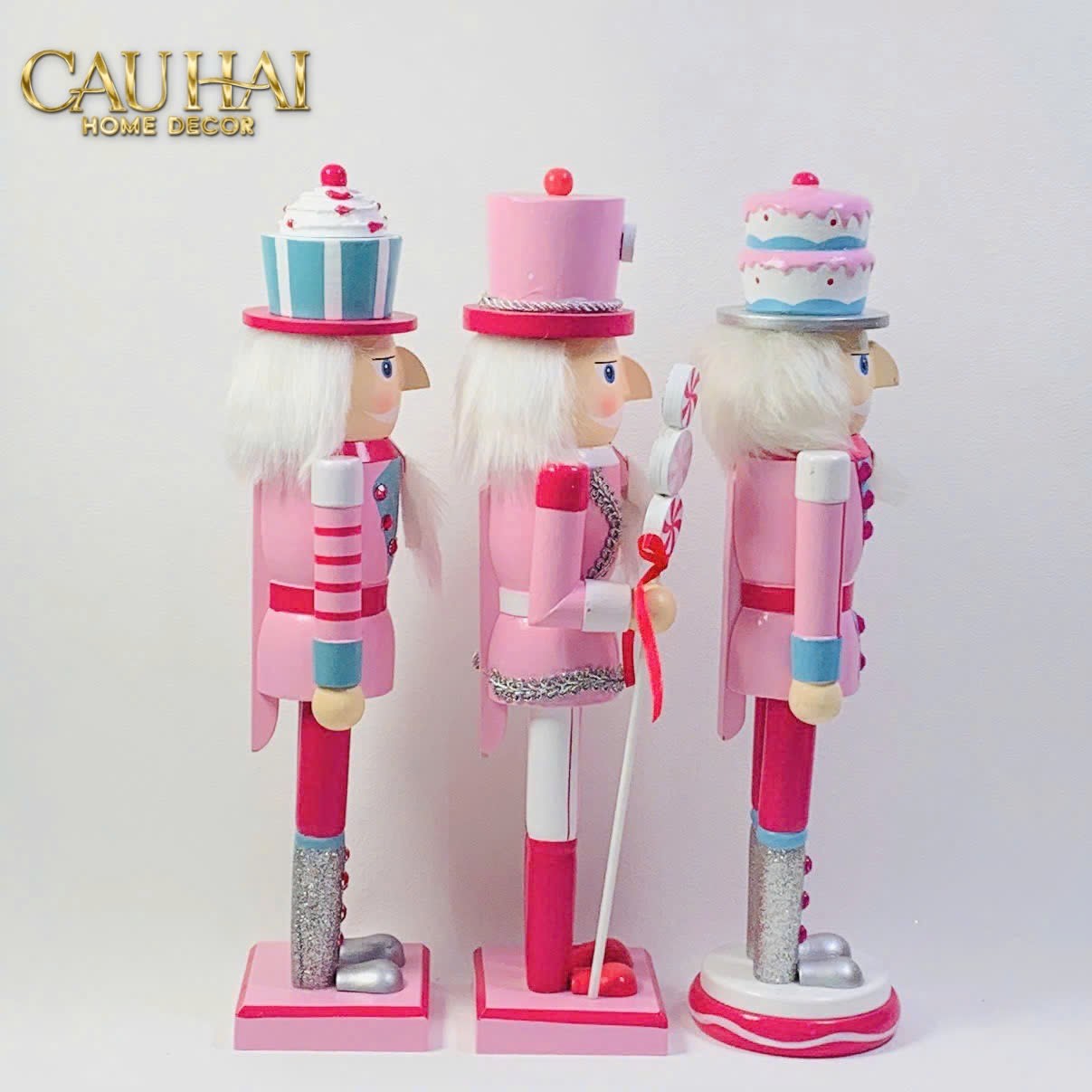 Fêtes Couture - Set 3 Tượng Nutcracker Cotton Candy Plush Pink 38Cm-CẬU HAI HOME DECOR