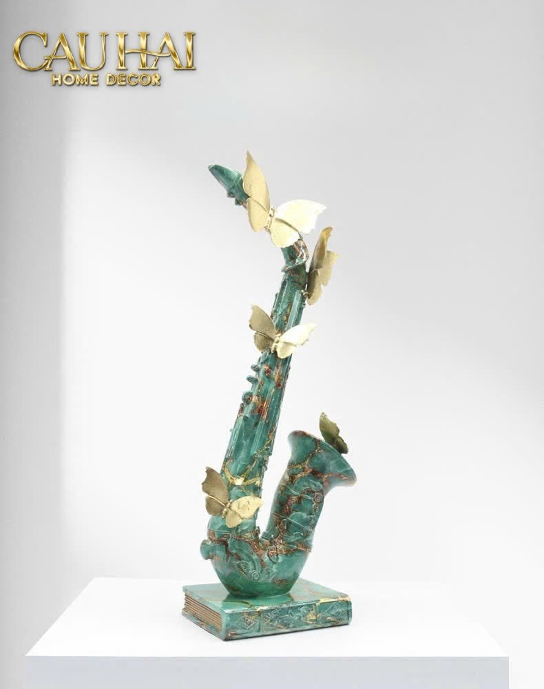 HOME COUTURE - TƯỢNG KÈN SAXO VERDIGRIS WINGS SERENADE H43-CẬU HAI HOME DECOR
