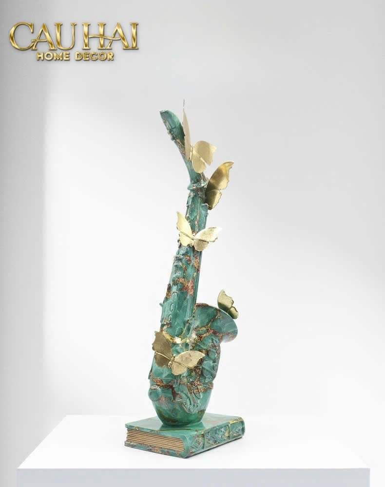 HOME COUTURE - TƯỢNG KÈN SAXO VERDIGRIS WINGS SERENADE H43-CẬU HAI HOME DECOR