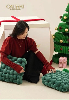 Gối Đan Sweet Burgundy Biscuits-CẬU HAI HOME DECOR