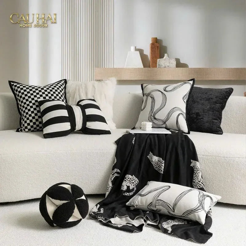 Gối Tròn Reflection Ball-CẬU HAI HOME DECOR