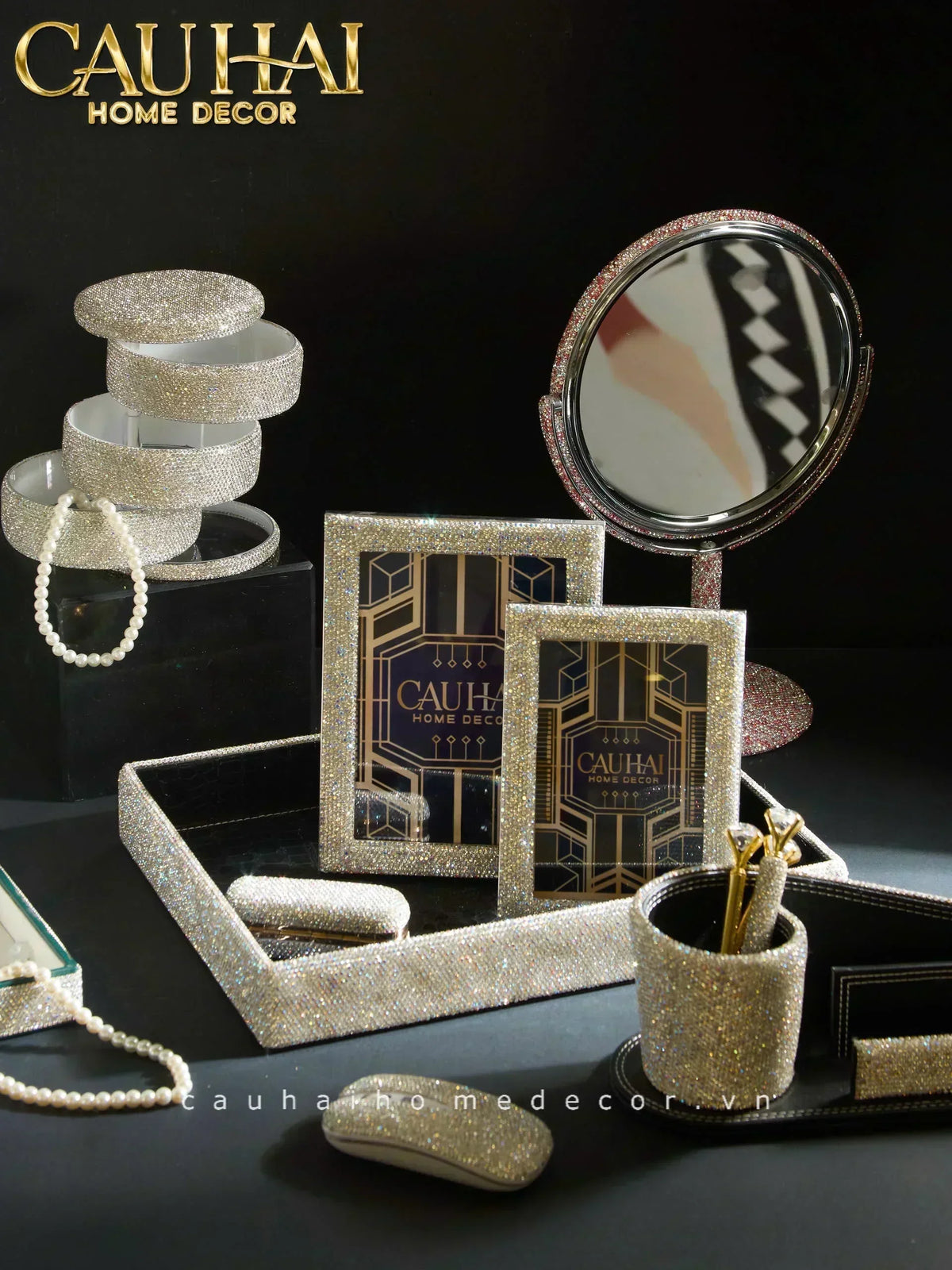 Haute Folie - Gương Trang Điểm Diamond Bling Bling-GƯƠNG TRANG ĐIỂM-Đối tác tại Trung Quốc theo từng đơn đặt hàng-CẬU HAI HOME DECOR