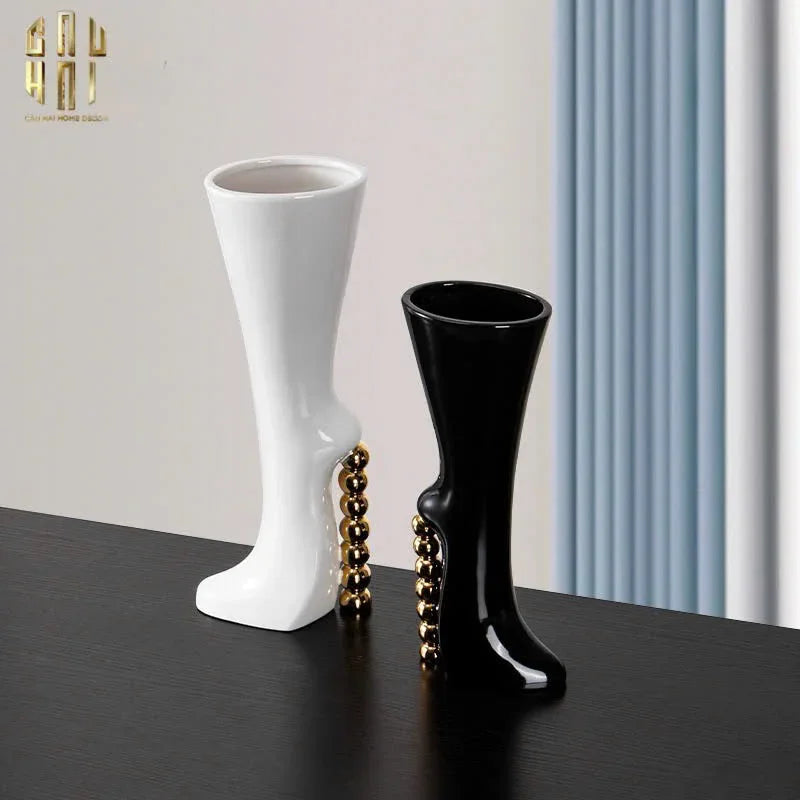 HOME COUTURE - BÌNH HOA CATWALK HIGH HEEL PEARL WHITE VASE H38 - CẬU HAI HOME DECOR