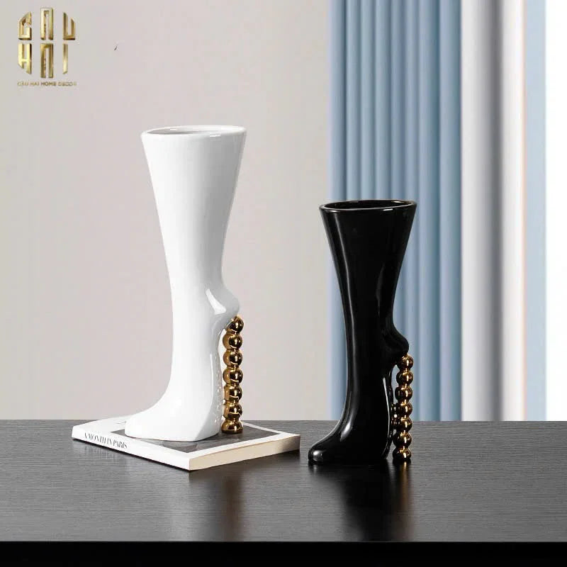 HOME COUTURE - BÌNH HOA CATWALK HIGH HEEL PEARL WHITE VASE H38 - CẬU HAI HOME DECOR