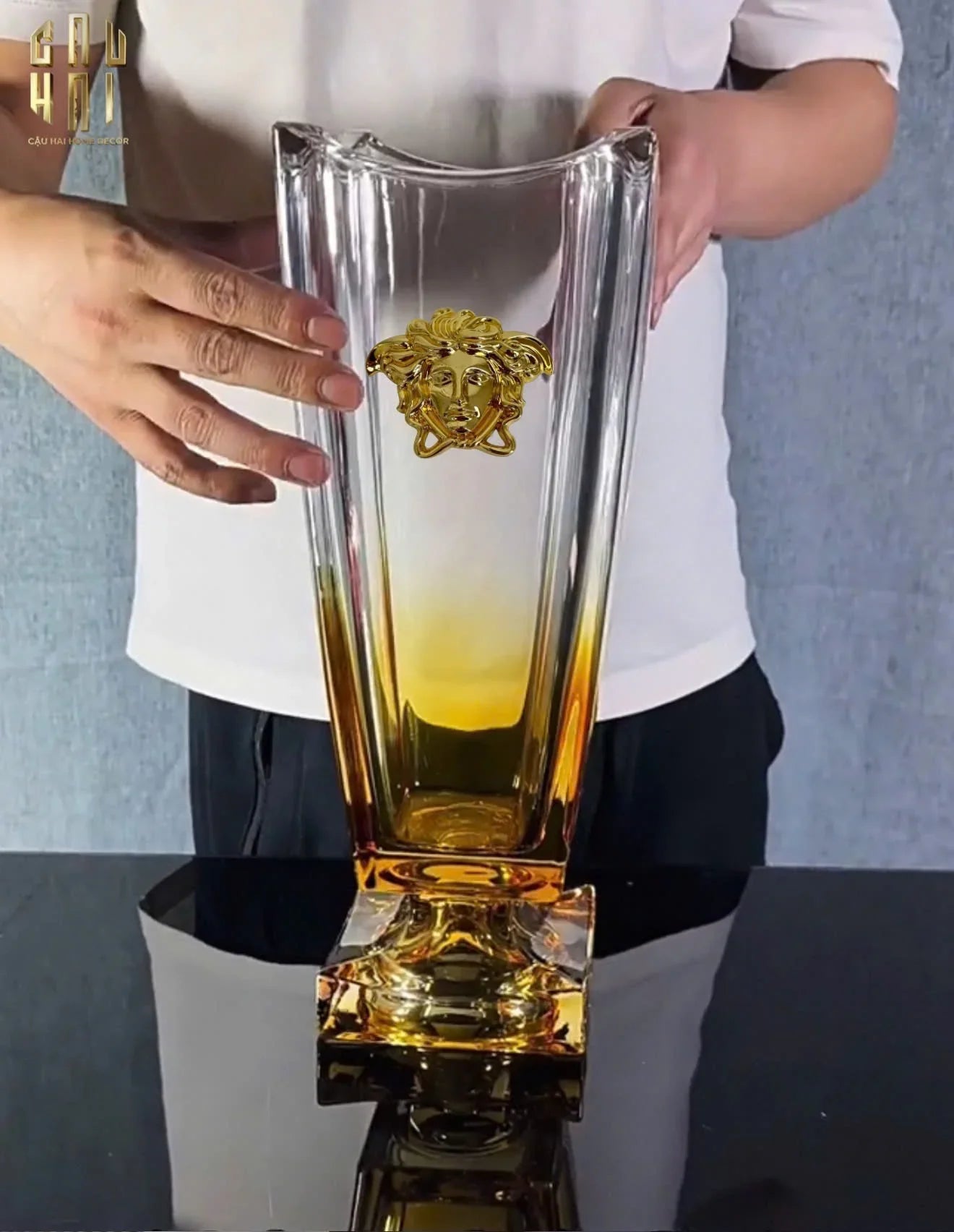 HOME COUTURE - BÌNH HOA CRYSTAL CHAMPAGE AZURE MEDUSA H36 - CẬU HAI HOME DECOR