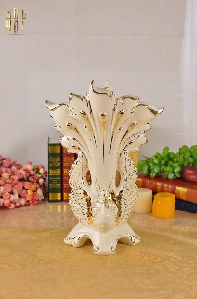 HOME COUTURE - BÌNH HOA KHỔNG TƯỚC SS25 - CẬU HAI HOME DECOR