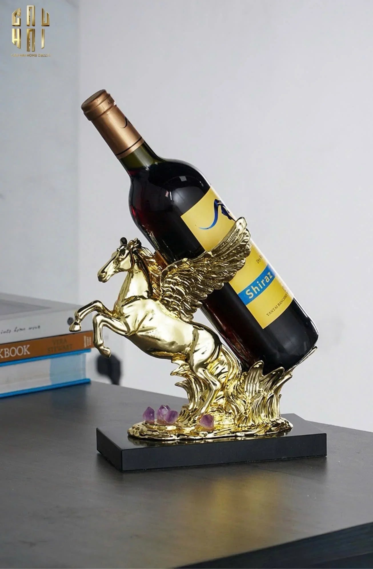 HOME COUTURE - TƯỢNG NGỰA ĐẾ ĐỠ CHAI VANG - ELITE PEGASUS WINE STAND UP-CẬU HAI HOME DECOR